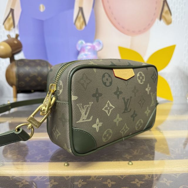 Louis vuitton original monogram canvas trocadero wearable wallet M26937 green
