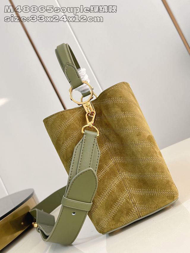 Louis vuitton original suede calfskin capucines MM souple M25485 green