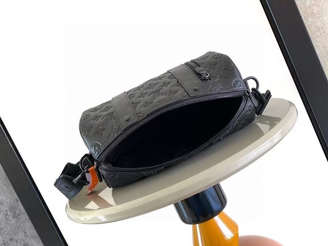 Louis vuitton original calfskin city keepall M26750 black