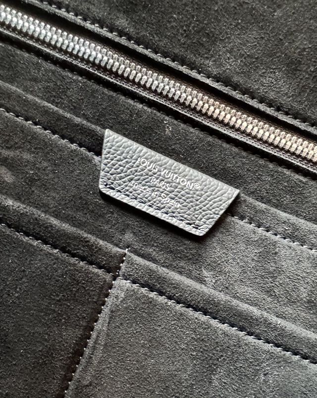 Louis vuitton original calfskin steamer backpack M27063 black