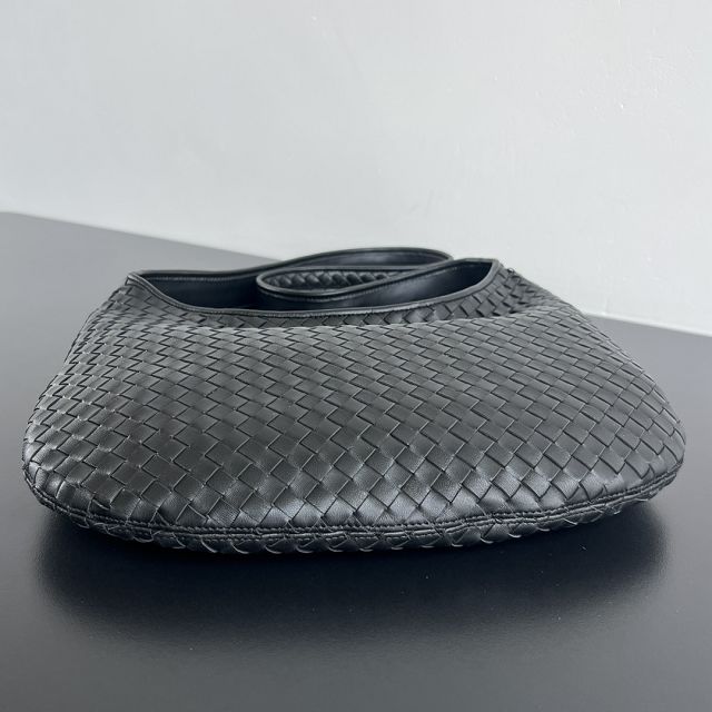 BV original lambskin large veneto cross-body bag 826877 black