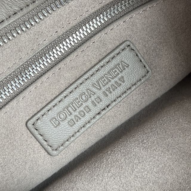 BV original lambskin small veneto cross-body bag 836918 limestone