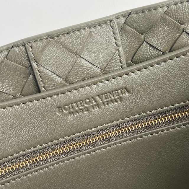 BV original lambskin small andiamo 743568 cypress