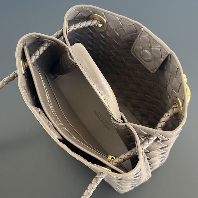 BV original lambskin small andiamo 743568 pinecone