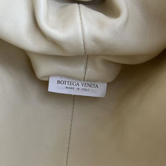 BV original lambskin small lauren 1980 clutch 804038 cameo