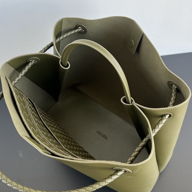 BV original calfskin large andiamo bag 806010 olive