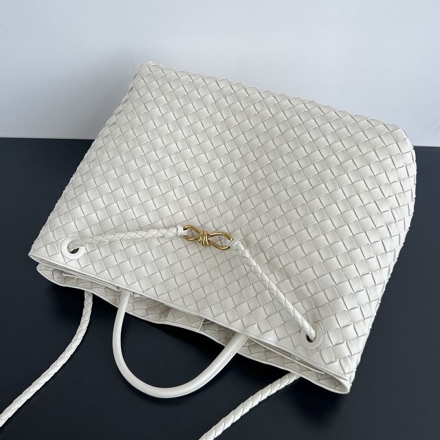 BV original lambskin large andiamo 743575 sea salt