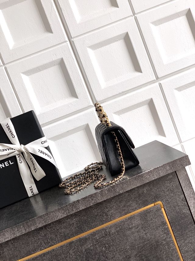 CC original lambskin mini clutch with chain AP4975