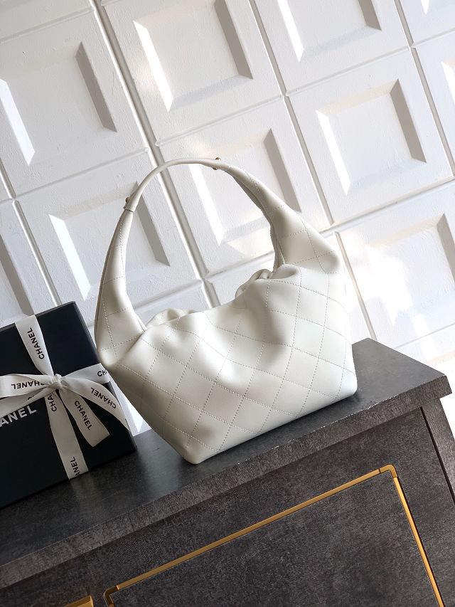 CC original calfskin medium hobo bag AS5976 white