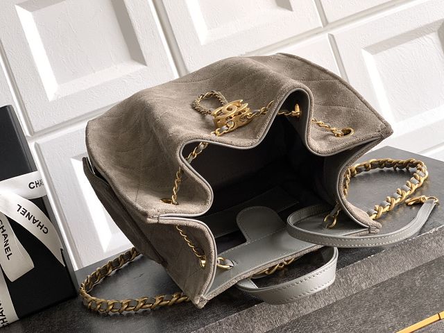 CC original suede calfskin 25 backpack AS5600 grey