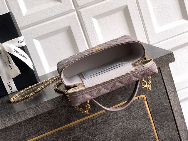 CC original grained calfskin vanity with chain AP5090