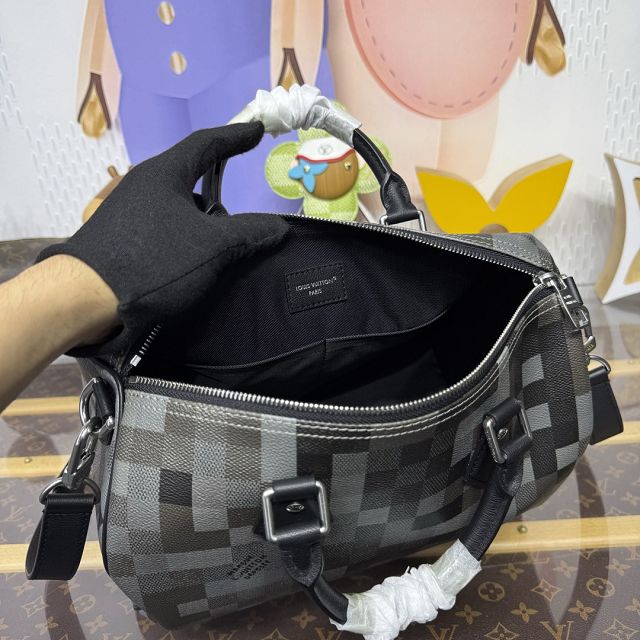 Louis vuitton original damoflage canvas speedy 30 M28977