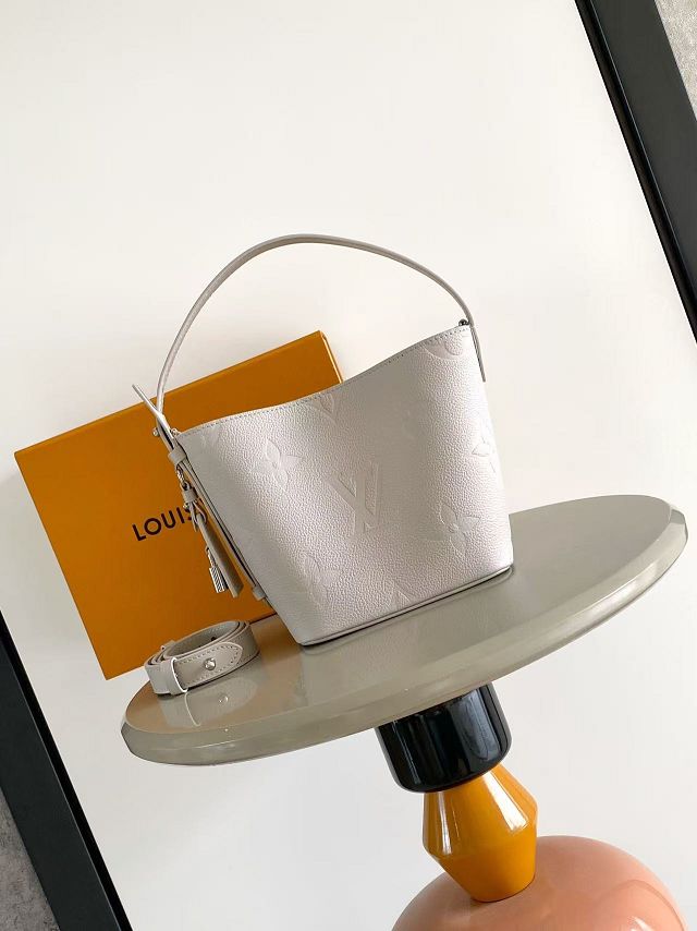 Louis vuitton original calfskin all in BB handbag M12925 off-white