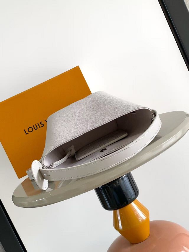 Louis vuitton original calfskin all in BB handbag M12925 off-white