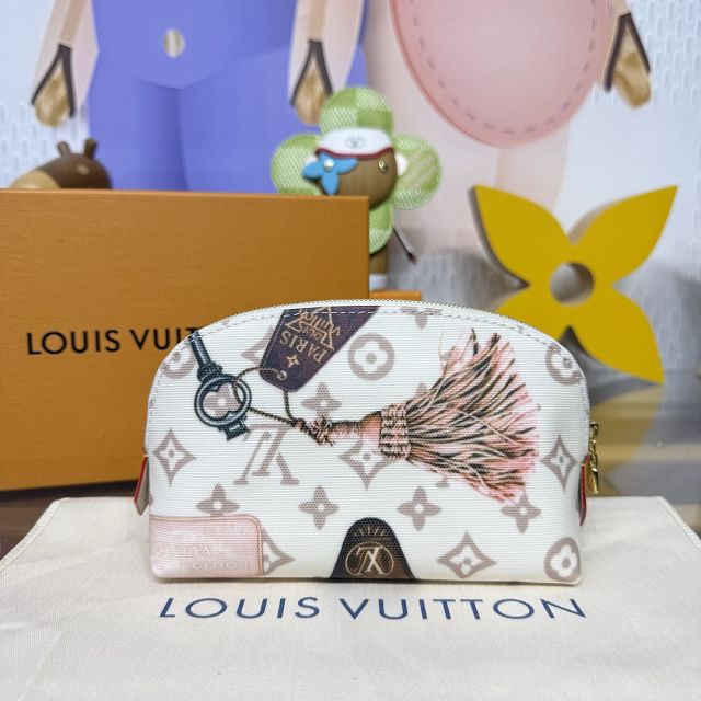 Louis vuitton original coated canvas pochette cosmetique M28956