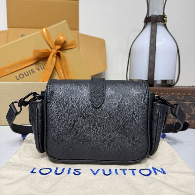 Louis vuitton original calfskin cargo wearable wallet M26726 black