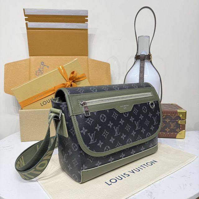 Louis vuitton original monogram eclipse courrier messenger bag M28629 green