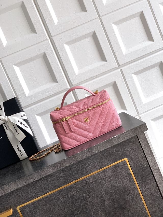 CC grained calfskin vanity with chain  AP5212 pink
