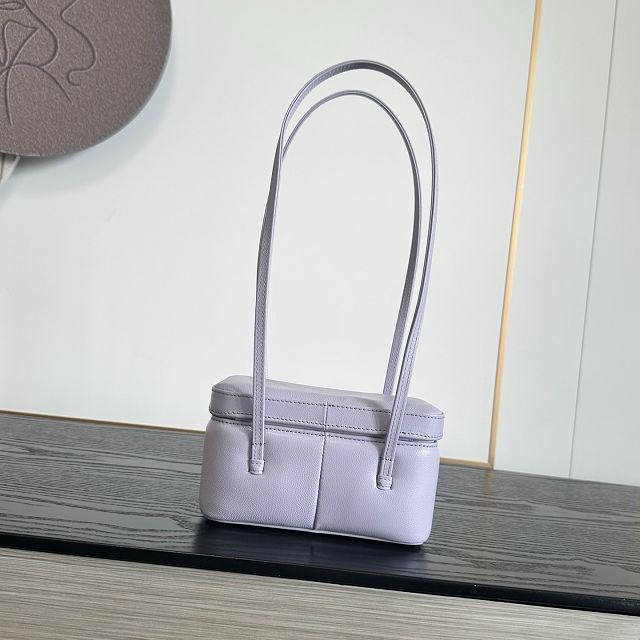 CC grained calfskin small vanity AP5067 purple