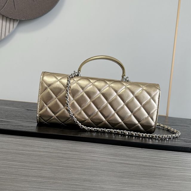 CC lambskin clutch with chain AP5280 gold