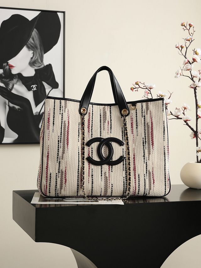 CC tweed medium shopping bag AS6201 white