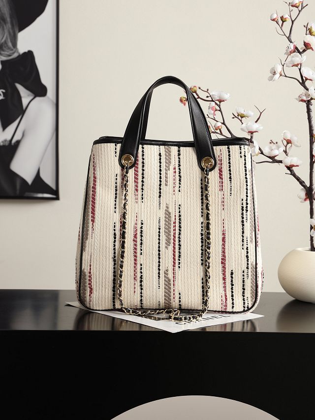 CC tweed small shopping bag AS6200 white