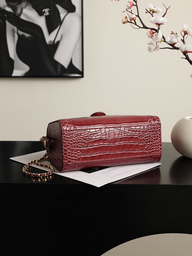 CC crocodile calfskin clutch with chain AP5294 