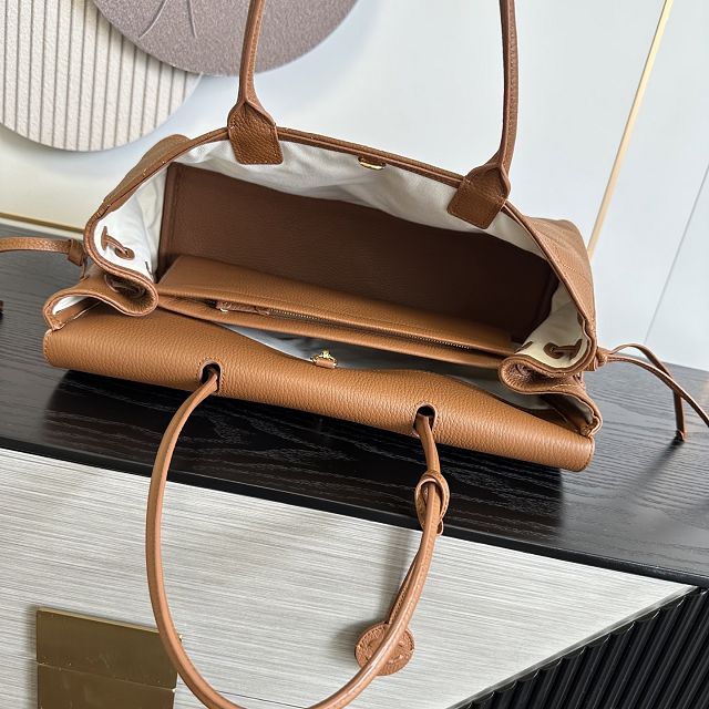 CC grained calfskin medium shopping bag AS6428 brown