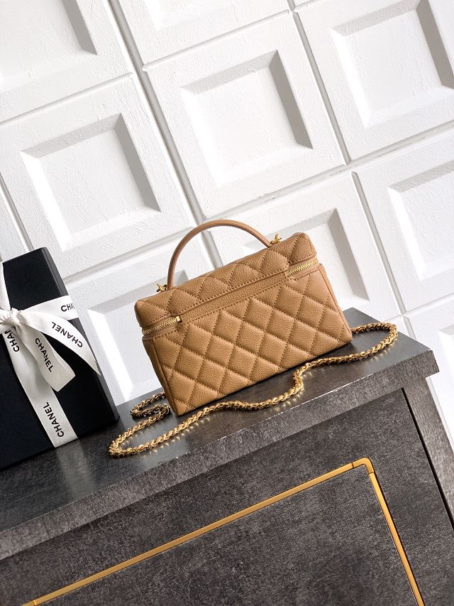 CC calfskin vanity with chain AP5195 brown