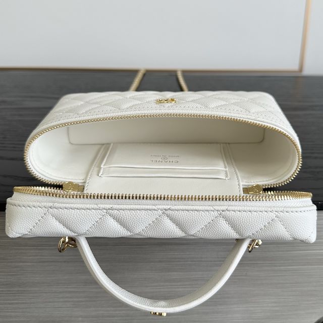 CC grained calfskin vanity with chain AP5475 white