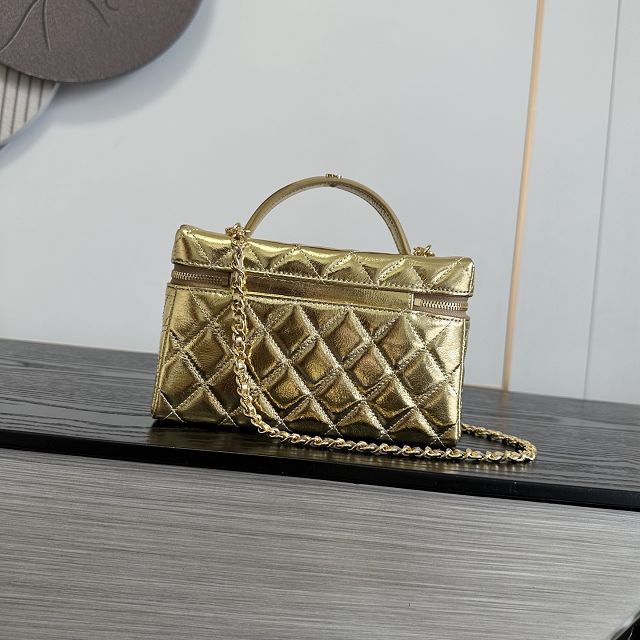 CC metallic calfskin vanity with chain AP5475 gold