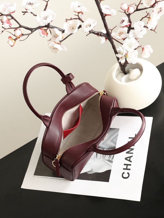 CC calfskin clutch with strap AP5528 bordeaux
