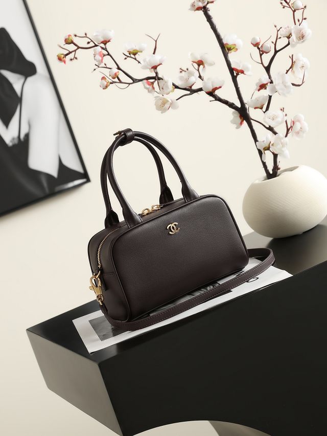 CC calfskin clutch with strap AP5528 dark brown