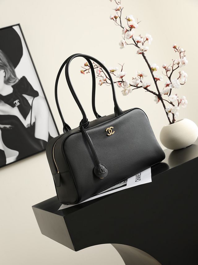 CC calfskin large bowling bag AS6211 black