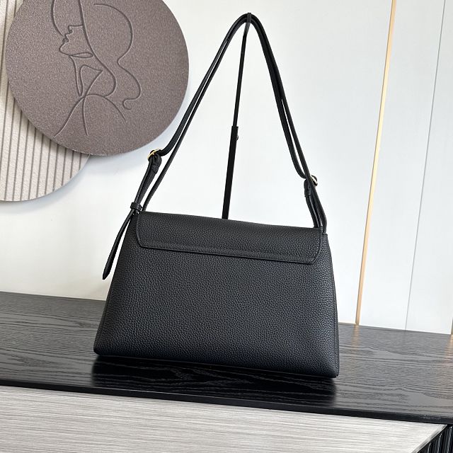 CC grained calfskin maxi flap bag AS6482 black
