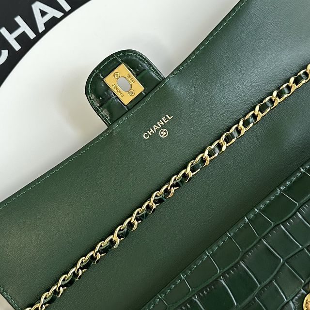 CC crocodile calfskin clutch with chain AP5280